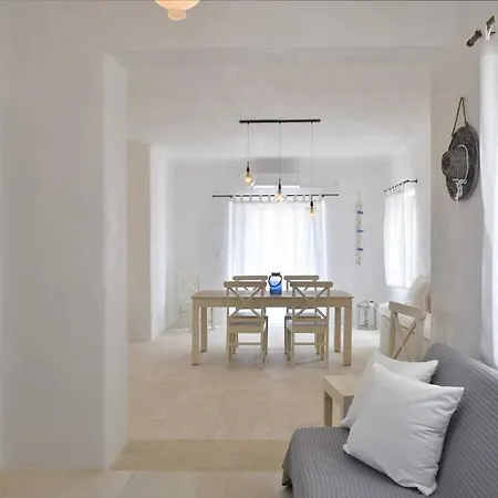 White House With Sea View Ampelas