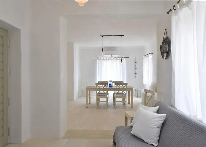 White House With Sea View Ambelas