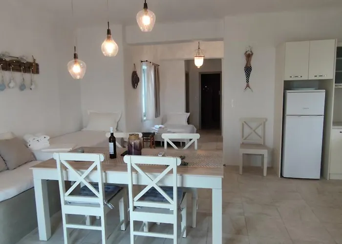 White House With Sea View Holiday home